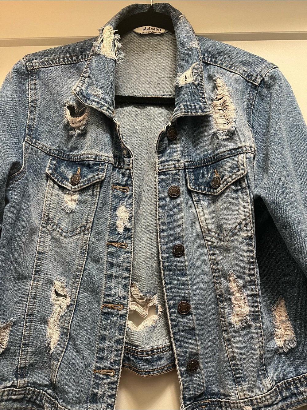 Distressed Denim Jacket - Picture 3 of 5